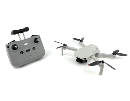DJI Mini 4K UHD Kameradrohne Flugdrohne - DEFEKT - ERSATZTEILE  SPENDER