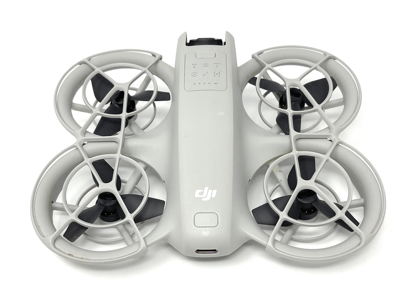 DJI Neo Mini Drohne Kameradrohne Flugdrohne 4K - DEFEKT - ERSATZTEILE  SPENDER