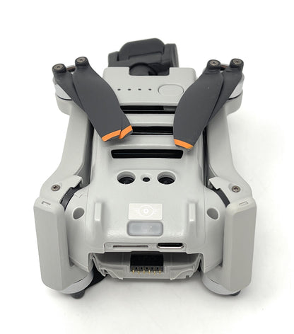 DJI Mini 4K UHD Kameradrohne Flugdrohne - DEFEKT - ERSATZTEILE  SPENDER