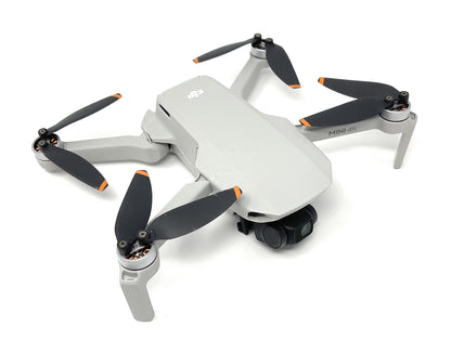 DJI Mini 4K UHD Kameradrohne Flugdrohne - DEFEKT - ERSATZTEILE  SPENDER