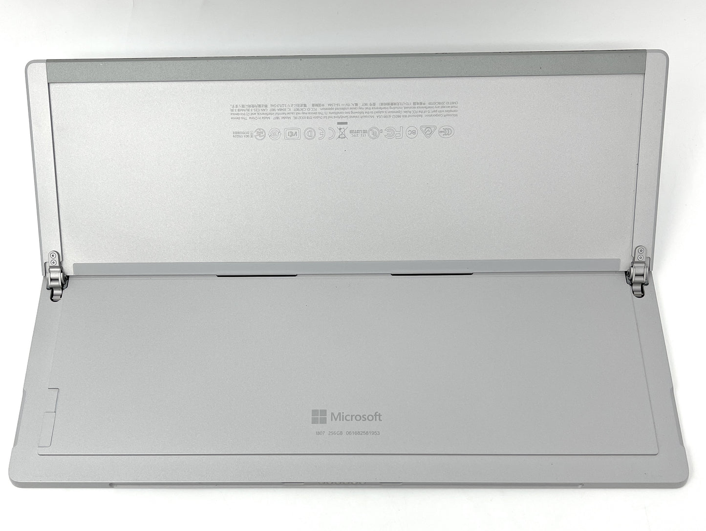Microsoft Surface Pro 5 Tablet i5 12,3" 8GB RAM 256GB SSD - DEFEKT - ERSATZTEILE  SPENDER