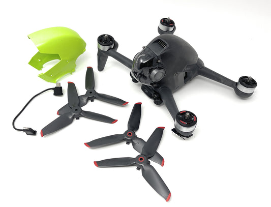 DJI FPV Combo Drohne Kameradrohne Flugdrohne 4K - DEFEKT - ERSATZTEILE  SPENDER