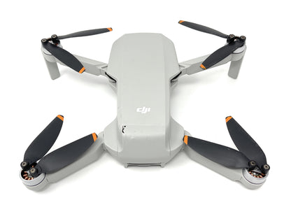 DJI Mini 4K UHD Kameradrohne Flugdrohne - DEFEKT - ERSATZTEILE  SPENDER