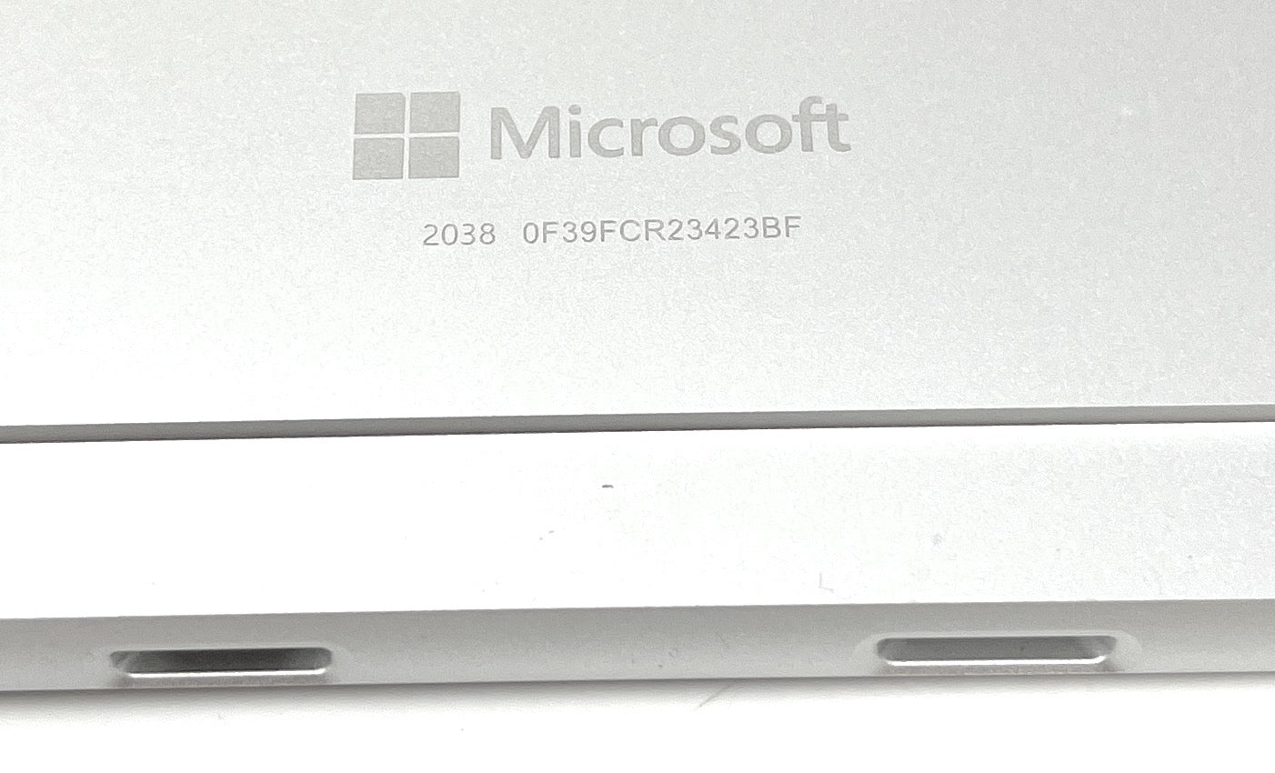 Microsoft Surface Pro 9 Tablet 13" i5 16GB RAM 256GB SSD - DEFEKT - ERSATZTEILE  SPENDER
