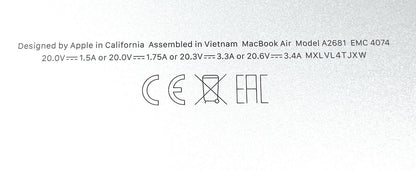 2022 Apple MacBook Air 13,6" Laptop M2 Chip 8GB RAM 256GB SSD iCloud-Blocked - DEFEKT - ERSATZTEILE SPENDER