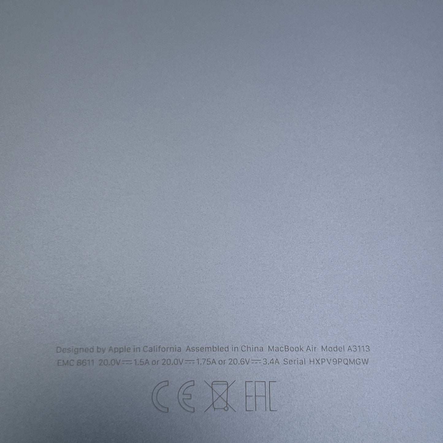 Apple MacBook Air 13,6" Laptop M3 16GB RAM 256GB SSD - DEFEKT - ERSATZTEILE  SPENDER