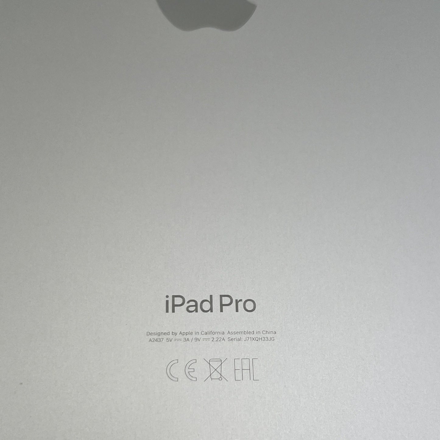 Apple iPad Pro 12,9" Tablet Wi-Fi + Cellular 256GB - DEFEKT - ERSATZTEILE  SPENDER