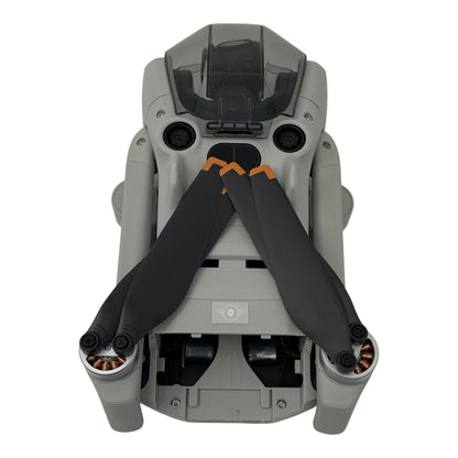 DJI Mini 4 Pro Drohne Kameradrohne Flugdrohne - DEFEKT - ERSATZTEILE  SPENDER