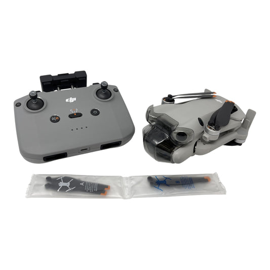 2023 DJI Mini 4 Pro Kameradrohne Flugdrohne 4K Drohne - DEFEKT - ERSATZTEILE  SPENDER