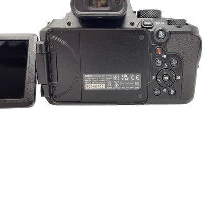 Nikon Coolpix P950 Bridgekamera 16MP Kamera - DEFEKT - ERSATZTEILE  SPENDER