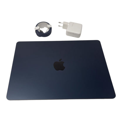 2022 Apple MacBook Air 13,6" M2 Chip 8GB RAM 256GB SSD - DEFEKT - ERSATZTEILE  SPENDER