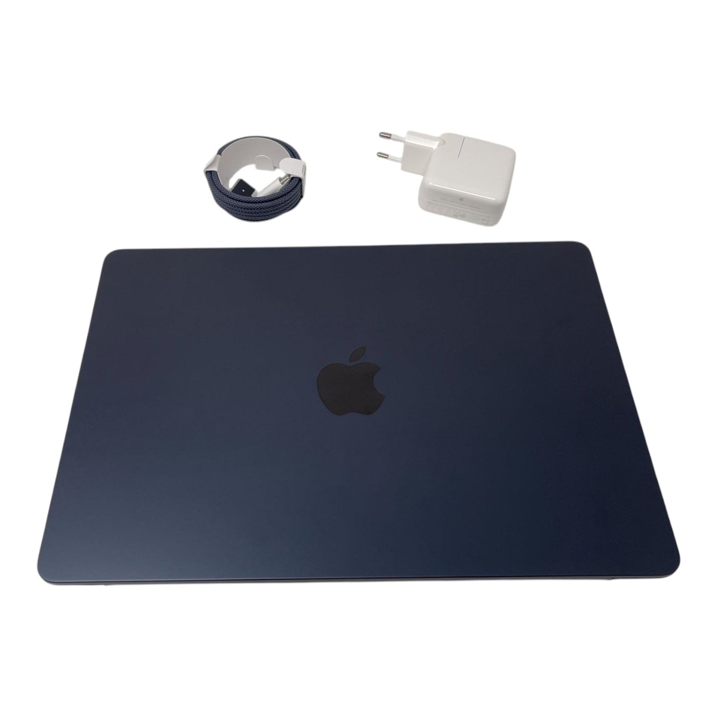2022 Apple MacBook Air 13,6" M2 Chip 8GB RAM 256GB SSD - DEFEKT - ERSATZTEILE  SPENDER