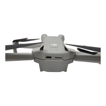 DJI Mini 3 Kameradrohne Flugdrohne Quadrocopter Ersatzteil/Defekt - DEFEKT - ERSATZTEILE  SPENDER