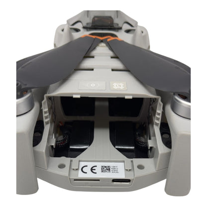 DJI Mini 4 Pro Kameradrohne Flugdrohne - DEFEKT - ERSATZTEILE  SPENDER