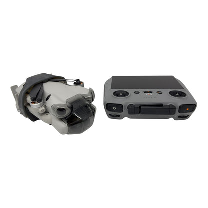 DJI Mini 4 Pro Kameradrohne Flugdrohne - DEFEKT - ERSATZTEILE  SPENDER