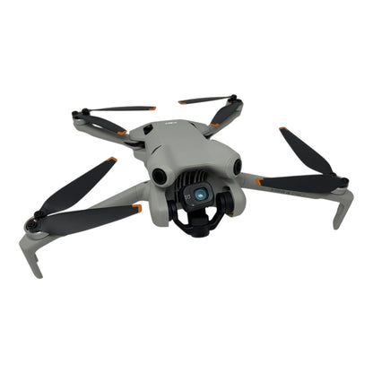 DJI Mini 4 Pro Kameradrohne Flugdrohne - DEFEKT - ERSATZTEILE  SPENDER