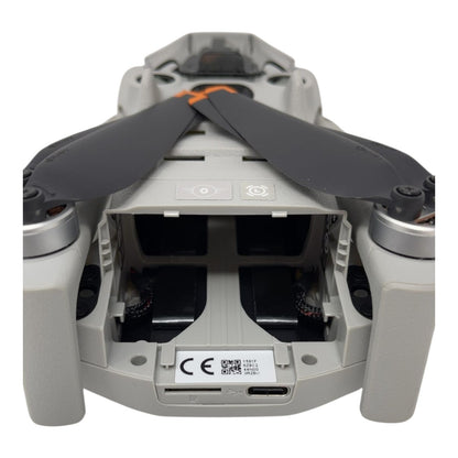 DJI Mini 4 Pro Kameradrohne Flugdrohne - DEFEKT - ERSATZTEILE  SPENDER