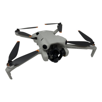 DJI Mini 4 Pro Kameradrohne Flugdrohne - DEFEKT - ERSATZTEILE  SPENDER