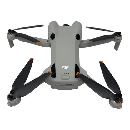 DJI Mini 4 Pro Kameradrohne Flugdrohne - DEFEKT - ERSATZTEILE  SPENDER