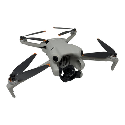 DJI Mini 4 Pro Kameradrohne Flugdrohne - DEFEKT - ERSATZTEILE  SPENDER