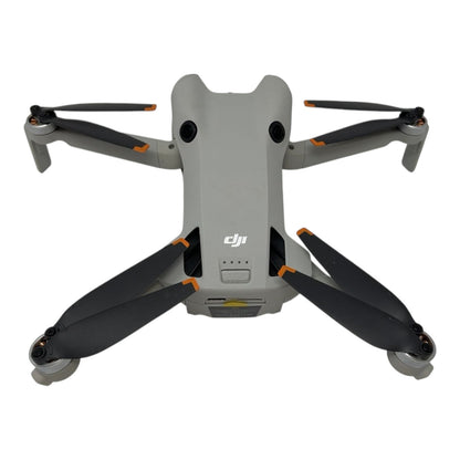 DJI Mini 4 Pro Kameradrohne Flugdrohne - DEFEKT - ERSATZTEILE  SPENDER