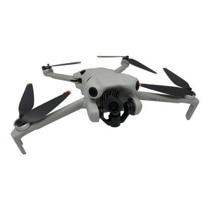 DJI Mini 4 Pro Kameradrohne Flugdrohne - DEFEKT - ERSATZTEILE  SPENDER