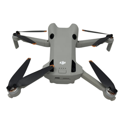 DJI Mini 4 Pro Kameradrohne Flugdrohne - DEFEKT - ERSATZTEILE  SPENDER
