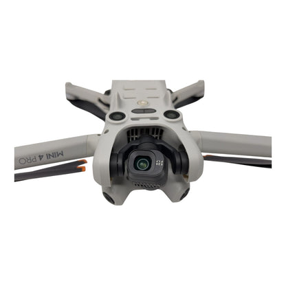 DJI Mini 4 Pro Kameradrohne Flugdrohne - DEFEKT - ERSATZTEILE  SPENDER
