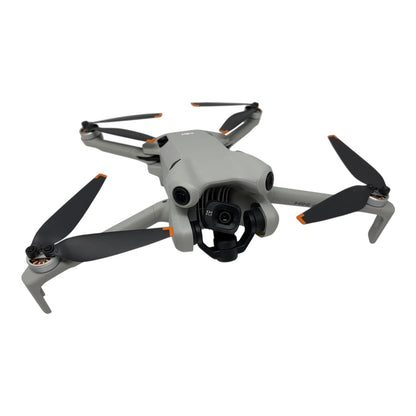 DJI Mini 4 Pro Kameradrohne Flugdrohne - DEFEKT - ERSATZTEILE  SPENDER