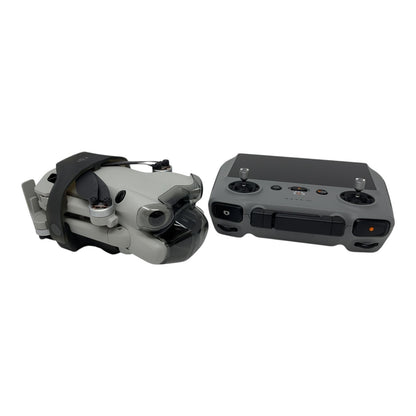DJI Mini 4 Pro Kameradrohne Flugdrohne - DEFEKT - ERSATZTEILE  SPENDER
