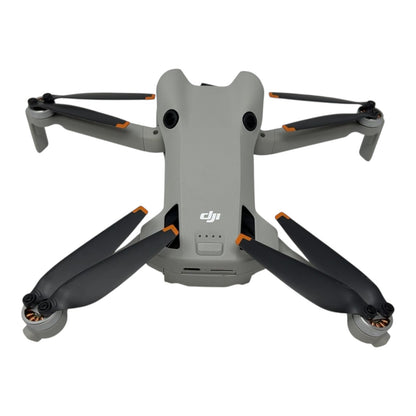 DJI Mini 4 Pro Kameradrohne Flugdrohne - DEFEKT - ERSATZTEILE  SPENDER