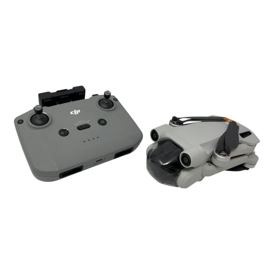 DJI Mini 3 Pro 4K Drohne Kameradrohne Flugdrohne - DEFEKT - ERSATZTEILE  SPENDER