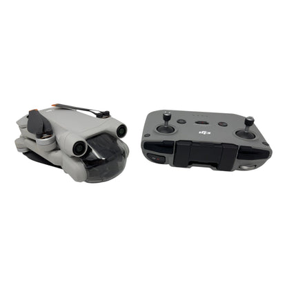 DJI Mini 3 Pro 4K Drohne Kameradrohne Flugdrohne - DEFEKT - ERSATZTEILE  SPENDER