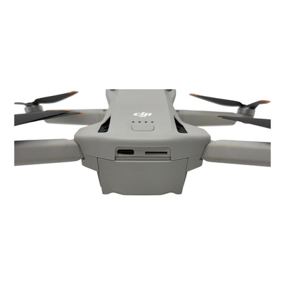 DJI Mini 3 Pro 4K Drohne Kameradrohne Flugdrohne - DEFEKT - ERSATZTEILE  SPENDER
