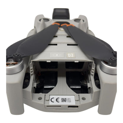 DJI Mini 4 Pro Kameradrohne Flugdrohne - DEFEKT - ERSATZTEILE  SPENDER