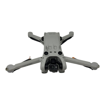 DJI Mini 3 Pro 4K Drohne Kameradrohne Flugdrohne - DEFEKT - ERSATZTEILE  SPENDER