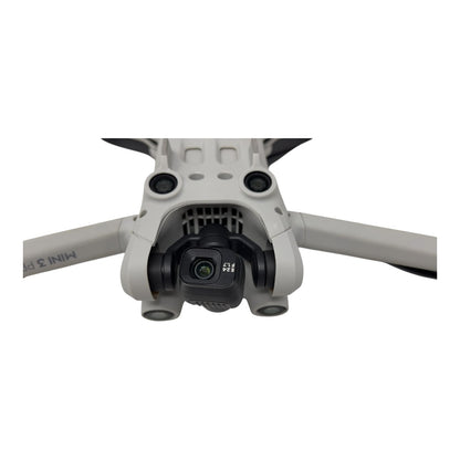 DJI Mini 3 Pro 4K Drohne Kameradrohne Flugdrohne - DEFEKT - ERSATZTEILE  SPENDER