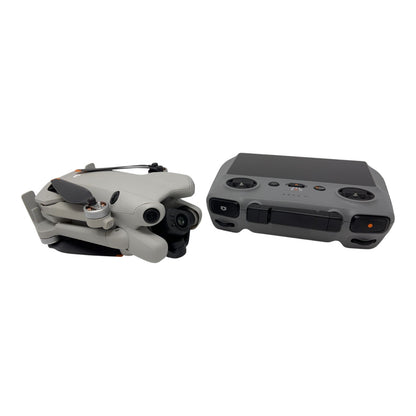 DJI Mini 4 Pro Kameradrohne Flugdrohne - DEFEKT - ERSATZTEILE  SPENDER