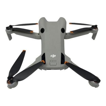 DJI Mini 4 Pro Kameradrohne Flugdrohne - DEFEKT - ERSATZTEILE  SPENDER