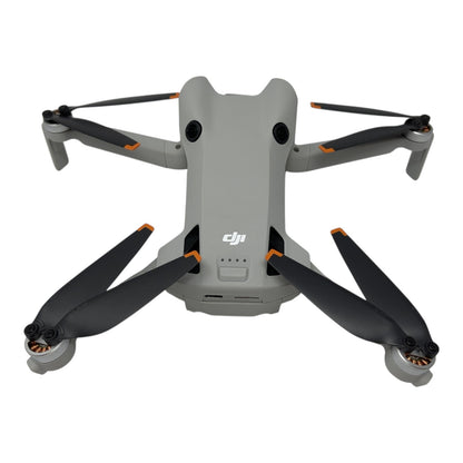 DJI Mini 4 Pro Kameradrohne Flugdrohne - DEFEKT - ERSATZTEILE  SPENDER
