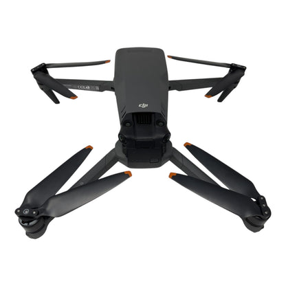 DJI Mavic 3 Kameradrohne Flugdrohne Quadrocopter - DEFEKT - ERSATZTEILE  SPENDER