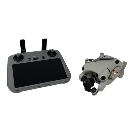 DJI Mini 4 Pro Kameradrohne Flugdrohne - DEFEKT - ERSATZTEILE  SPENDER