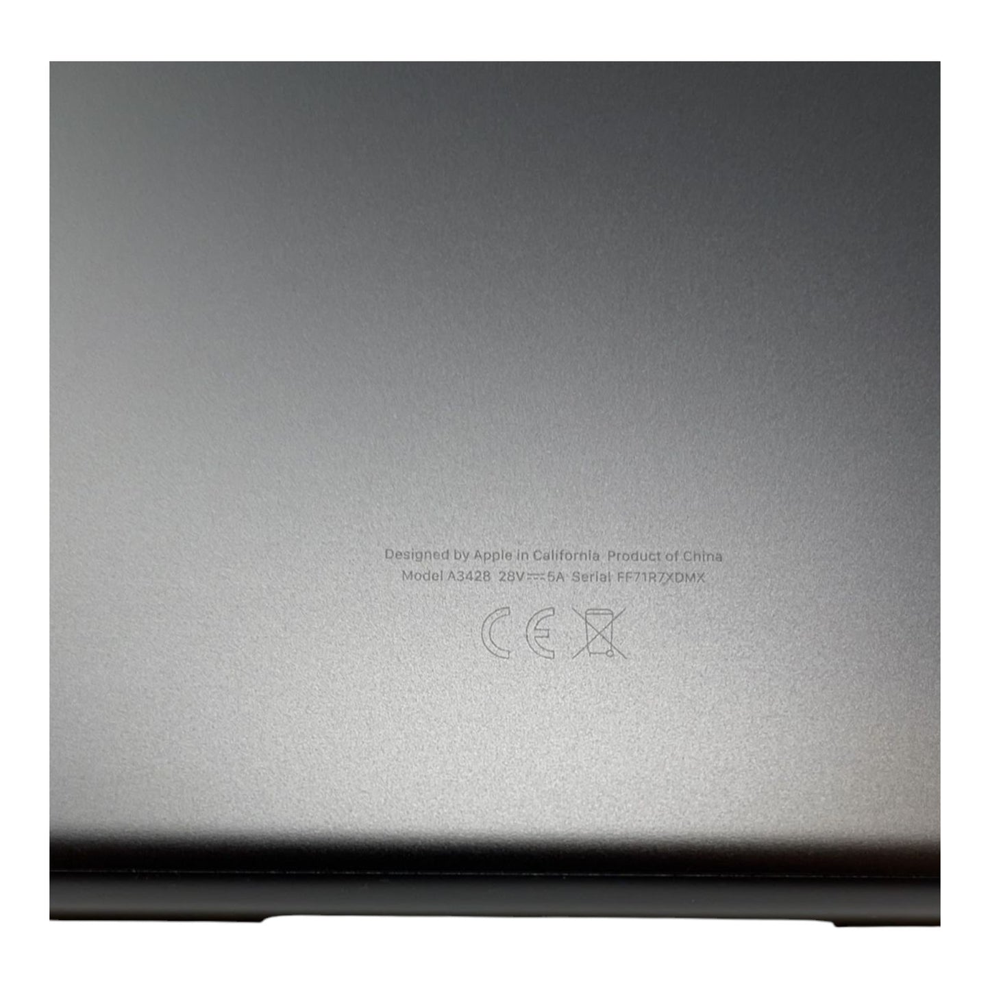 Apple MacBook Pro 16,2" M5 Pro Chip 48GB RAM 512GB SSD - DEFEKT - ERSATZTEILE  SPENDER