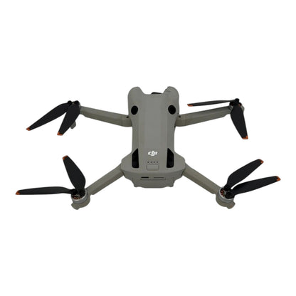 DJI Mini 4 Pro Kameradrohne Flugdrohne - DEFEKT - ERSATZTEILE  SPENDER