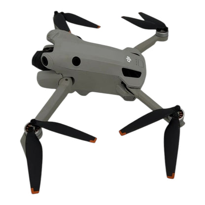 DJI Mini 4 Pro Kameradrohne Flugdrohne - DEFEKT - ERSATZTEILE  SPENDER