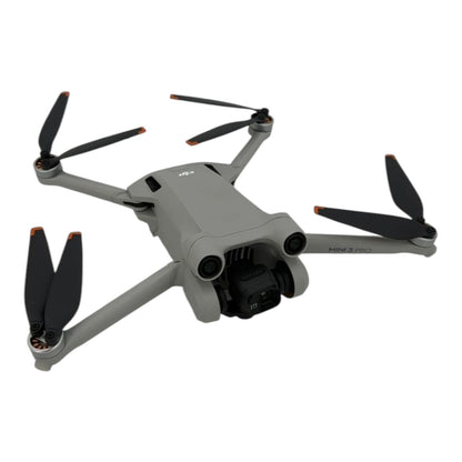 DJI Mini 3 Pro Kameradrohne Flugdrohne 4K - DEFEKT - ERSATZTEILE  SPENDER