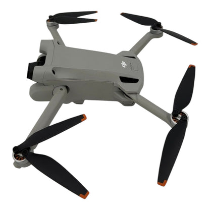 DJI Mini 3 Pro Kameradrohne Flugdrohne 4K - DEFEKT - ERSATZTEILE  SPENDER