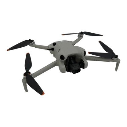 DJI Mini 4 Pro Kameradrohne Flugdrohne Quadrocopter - DEFEKT - ERSATZTEILE  SPENDER