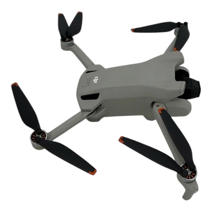 DJI Mini 3 Kameradrohne Flugdrohne Quadrocopter - DEFEKT - ERSATZTEILE  SPENDER