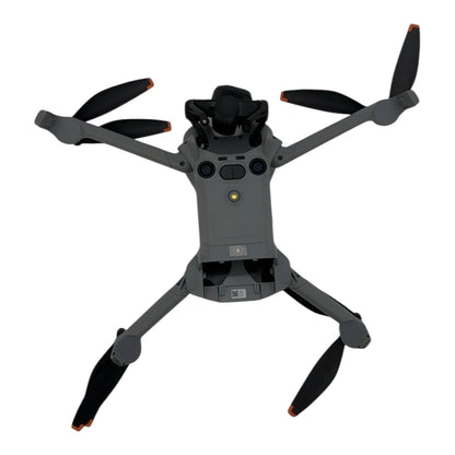 DJI Mini 5 Pro Kameradrohne Flugdrohne Quadrocpter - DEFEKT - ERSATZTEILE  SPENDER